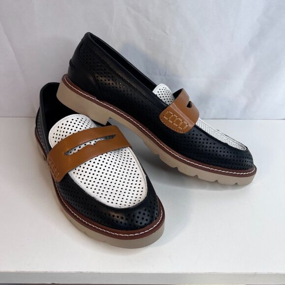 Anne Klein Emmy Lou Perforated Color Block Slip On Loafer Size 9 Casual - Picture 2 of 11
